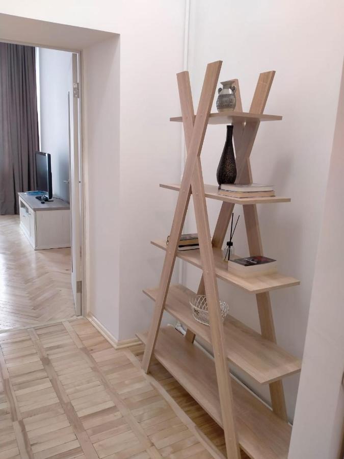 Avangard Kryva Lypa 3 Apart Lviv Kültér fotó